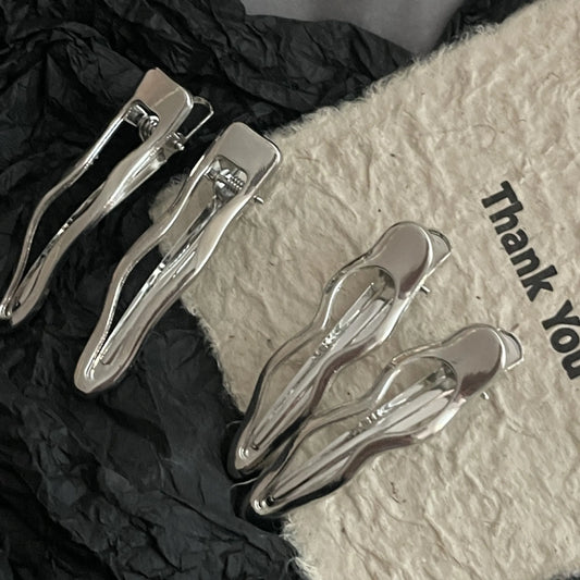 Discover the Perfect Hair Accessory: Metal Chrome Silver Wavy Hair Pins