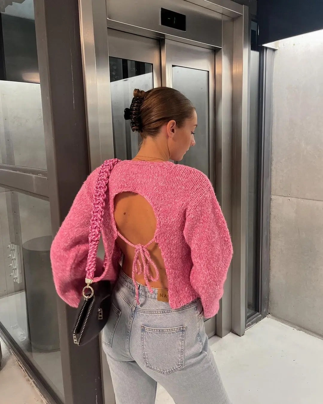 Open back tie pink sweater - Mad Fiction Label